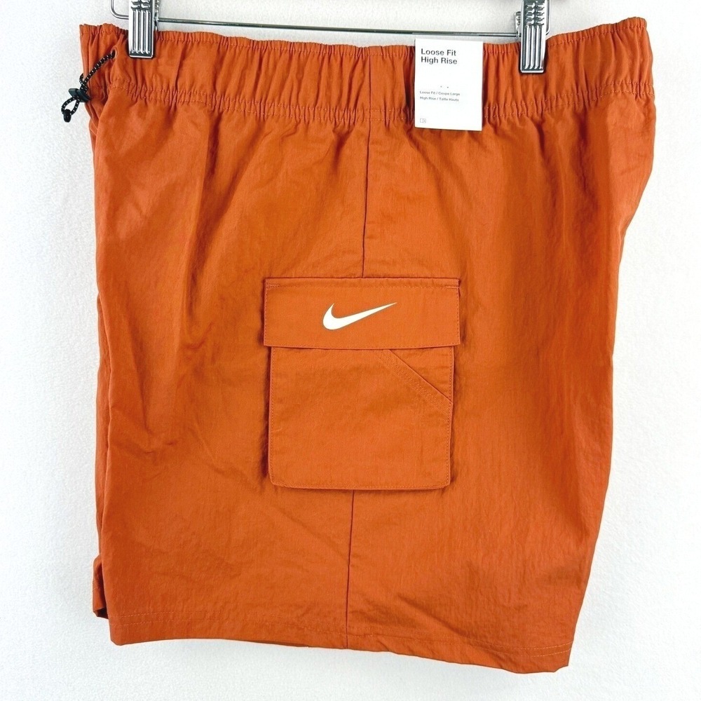 Nike High-Rise Cargo Shorts Size S Women Orange Loose‎ Fit DM6247-825